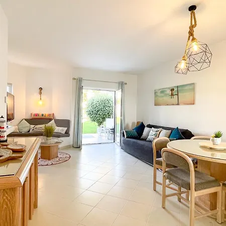 Apartmán 2 Bed 2 Bath Poolside With Wi-fi And Ac Albufeira