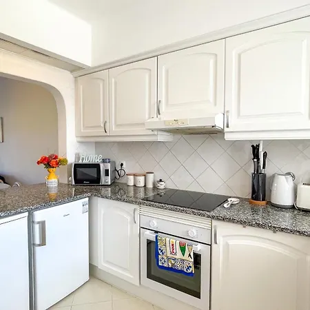 2 Bed 2 Bath Poolside With Wi-fi And Ac *